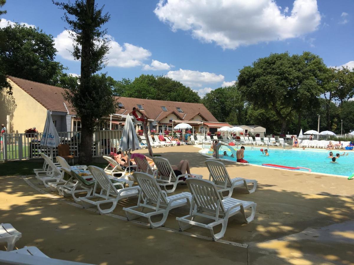 Mobilhome Familial 6 A 7 P 3 Chambres 42 M2 Saint Brevin Les Pierres Couchees Dış mekan fotoğraf