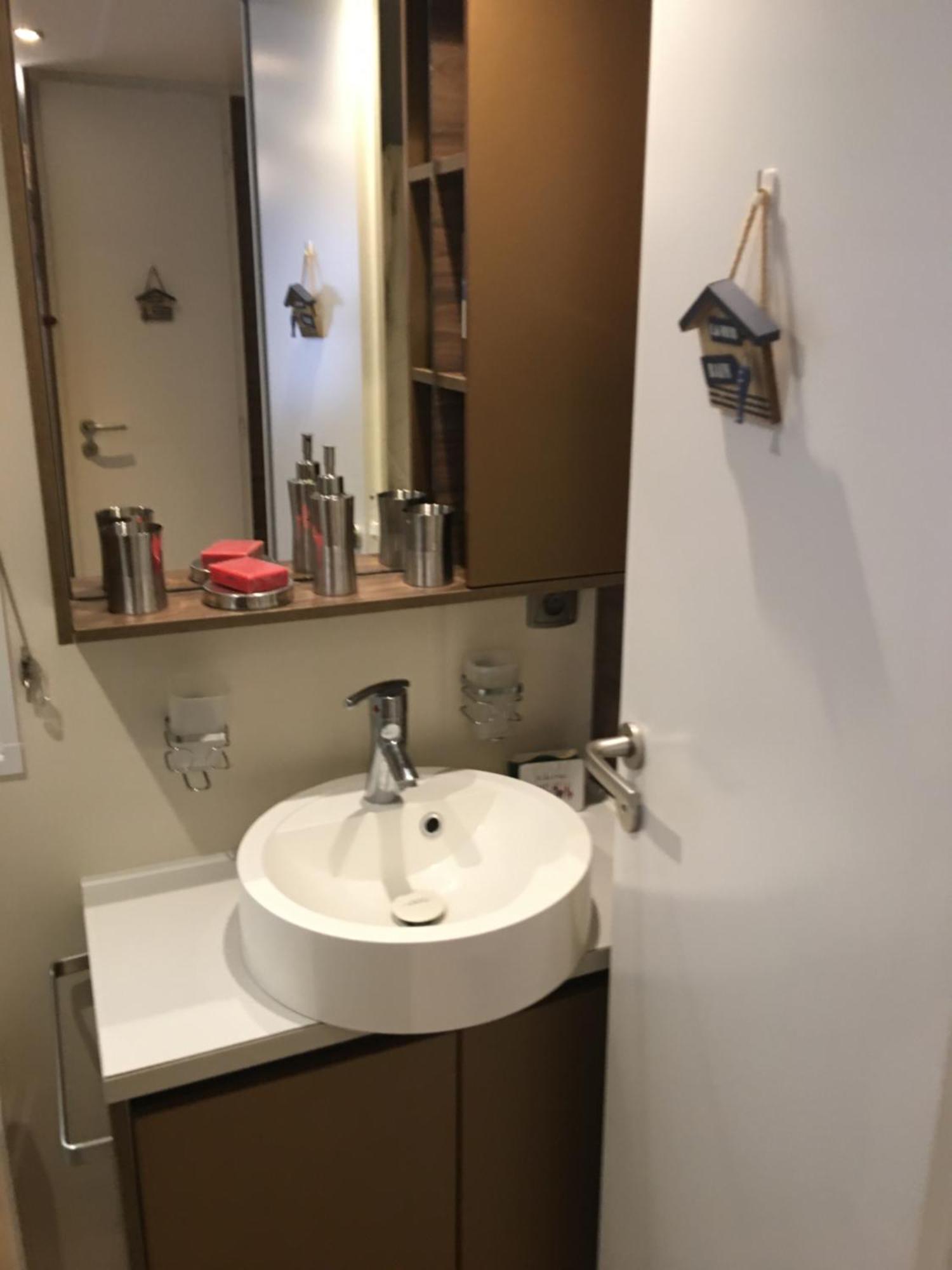 Mobilhome Familial 6 A 7 P 3 Chambres 42 M2 Saint Brevin Les Pierres Couchees Dış mekan fotoğraf