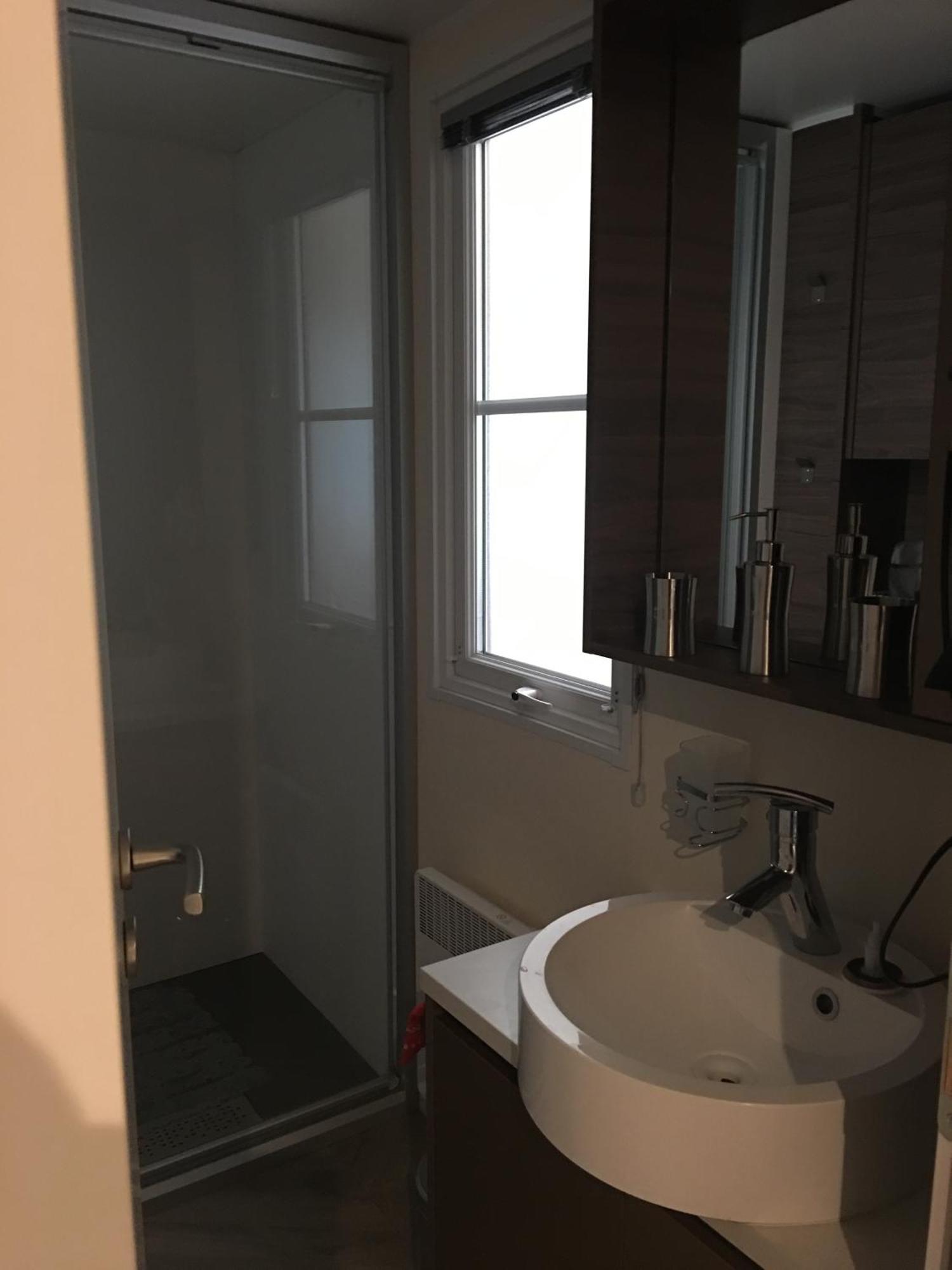 Mobilhome Familial 6 A 7 P 3 Chambres 42 M2 Saint Brevin Les Pierres Couchees Dış mekan fotoğraf