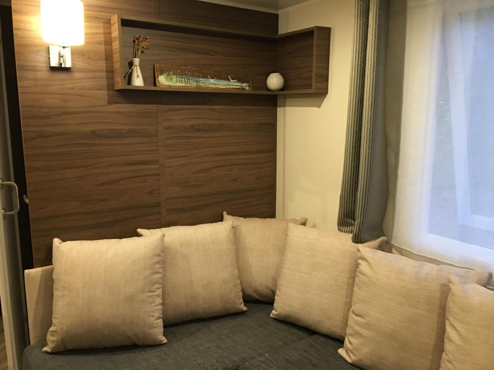 Mobilhome Familial 6 A 7 P 3 Chambres 42 M2 Saint Brevin Les Pierres Couchees Dış mekan fotoğraf